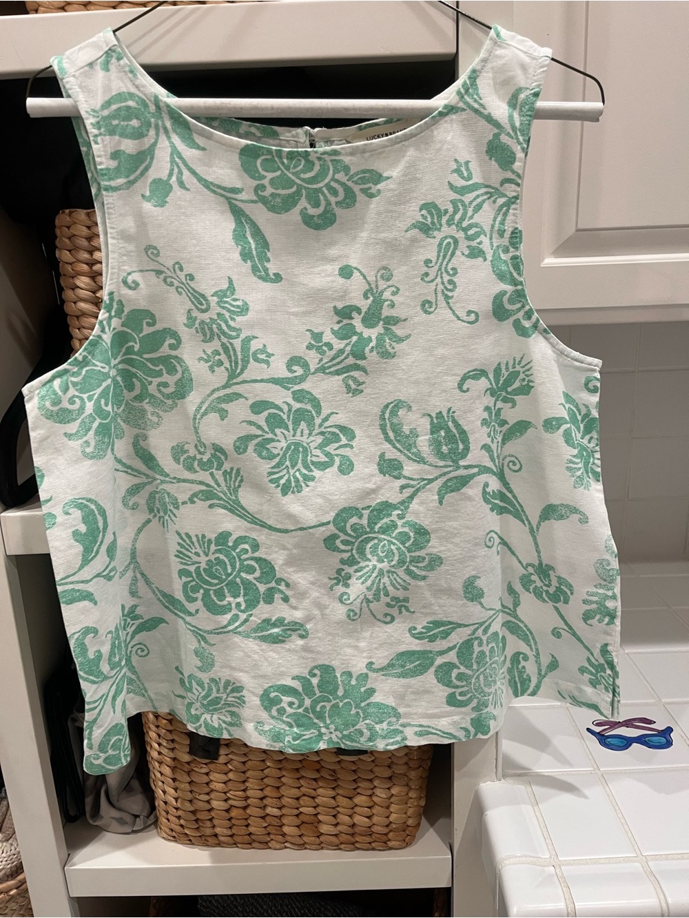 Lucky Brand White Tank with Seafoam Green Floral Print - Picture 3 of 11